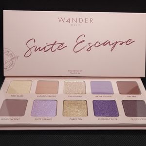 WANDER BEAUTY Suite Escape Palette